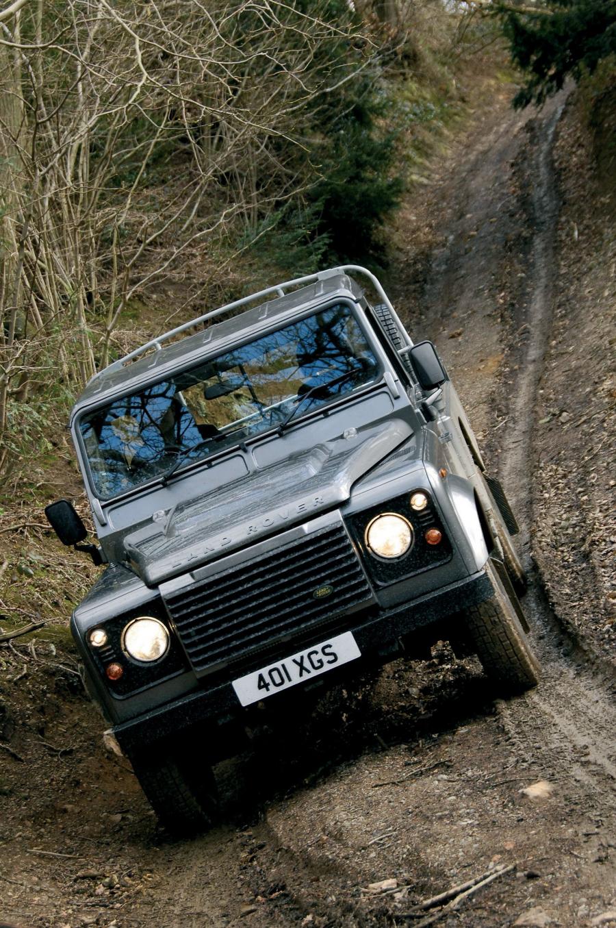  Land Rover Defender 2006 года  (фото 102 из 227)